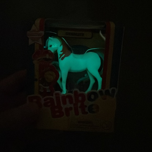 New Rainbow Brite RARE CHASE! Starlite 40th Anniversary 2023 Figure Horse - Picture 12 of 12